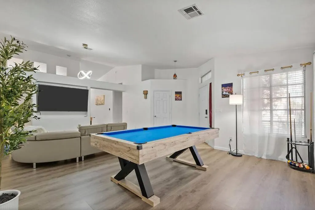 Holiday home Vegas Retreats Pool, Arcade, Fun, 10Min From Airport And The Strip Villa Las Vegas