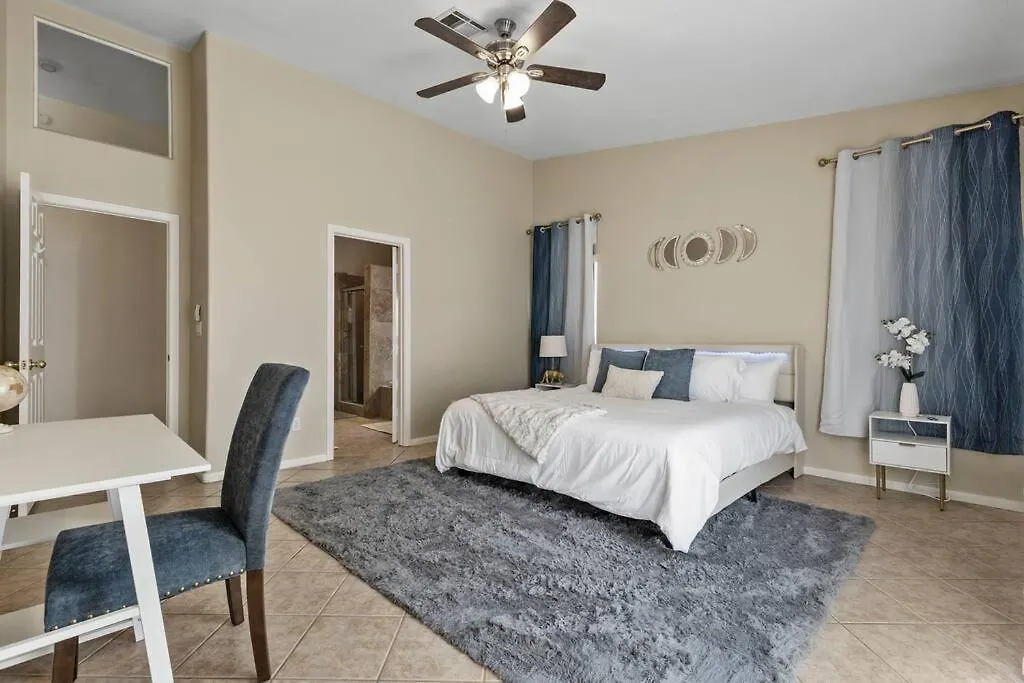 Vegas Retreats Pool, Arcade, Fun, 10Min From Airport And The Strip Villa Las Vegas United States
